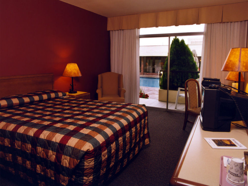 קלונה Coast Capri Hotel חדר תמונה